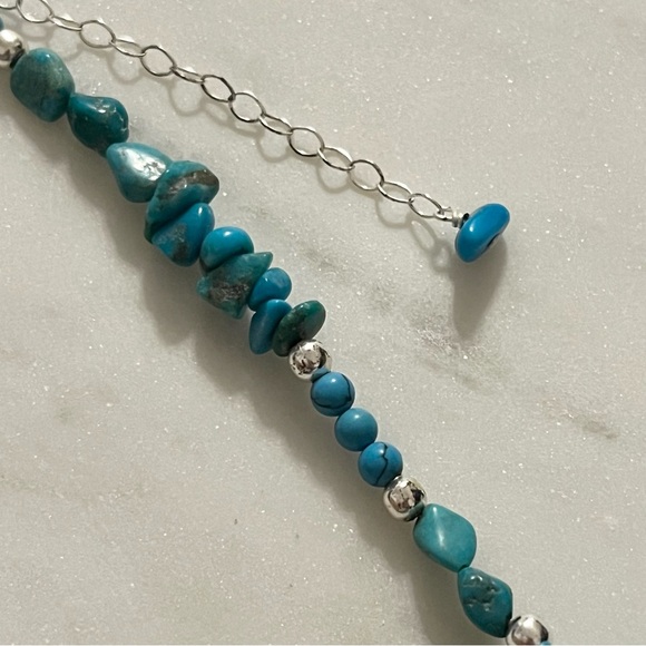 Vintage Blue Turquoise Chip Necklace with Sterling Clasp - Picture 3 of 16